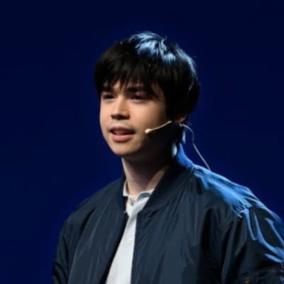 Jus V. — Founder, Honestquo